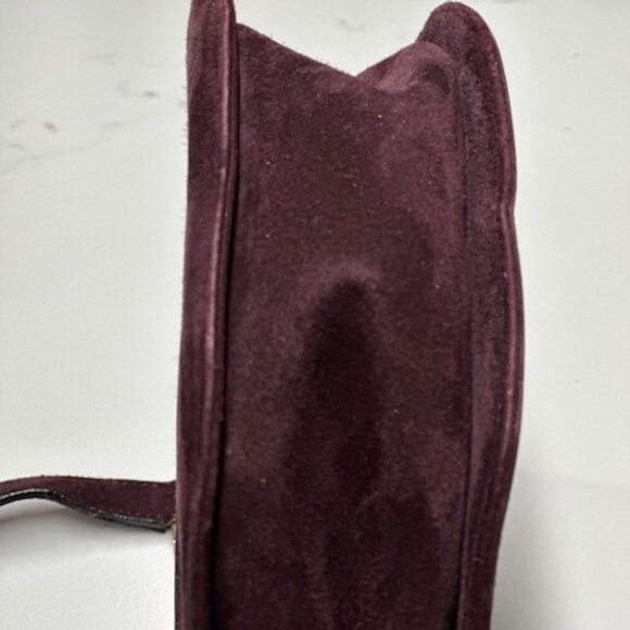 🔥🔥🔥Salvatore Ferragamo Suede Plum/Burgundy Color Crossbody/Shoulder Bag EUC! - Picture 8 of 16